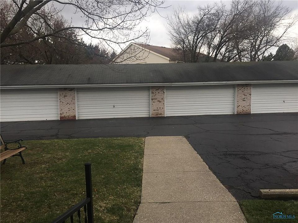 2nd image of 5461 Cresthaven Ln APT A4