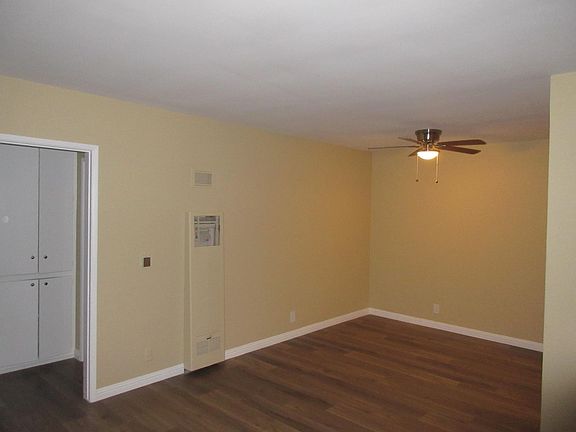 5th image of 500 E Providencia Ave APT V