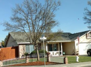 1036 Echo Way, Hanford, CA 93230