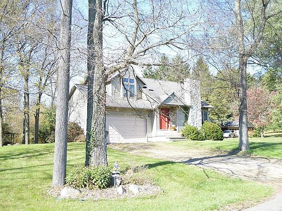 2nd image of 31 Linnell Dr