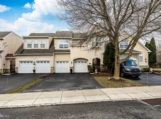 54 Old Barn Dr, West Chester, PA 19382