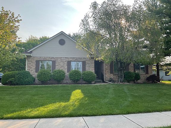 4th image of 5990 Everett Ln