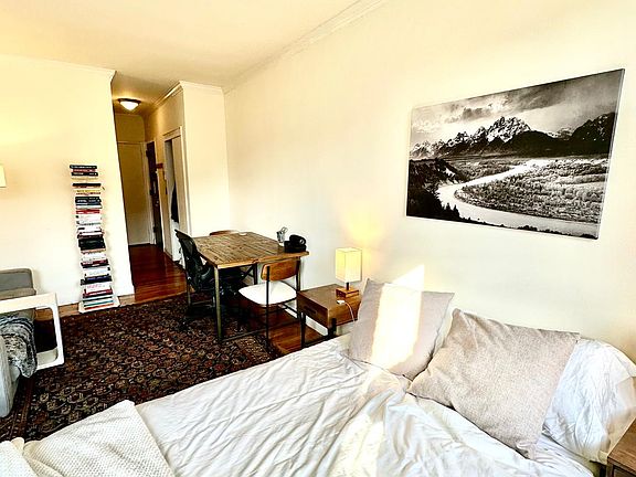 5th image of 118 W 3rd St #5E