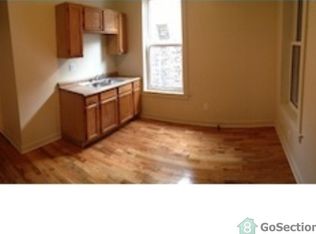 852 N Avers Ave #1, Chicago, IL 60651