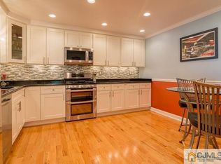 254 Willowbrook Dr, North Brunswick, NJ 08902
