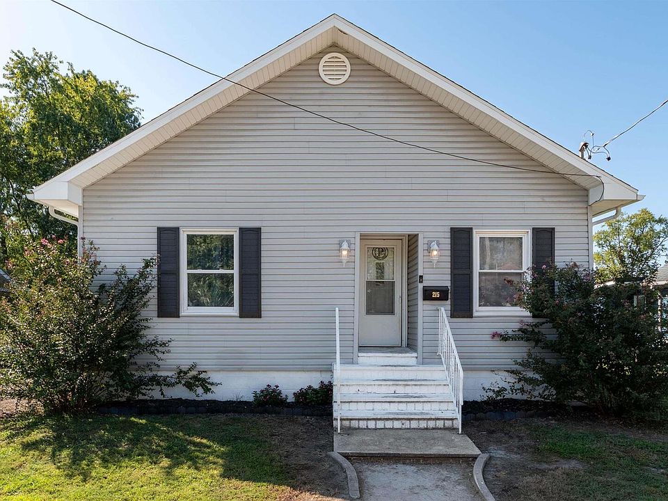 1st image of 215 S Parkhill St