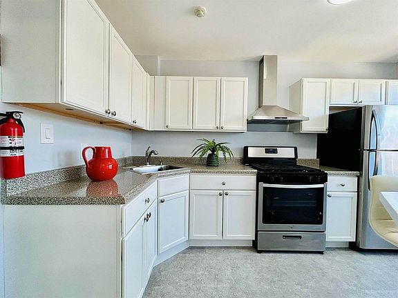 2nd image of 8421 Bergenline Ave Unit 2