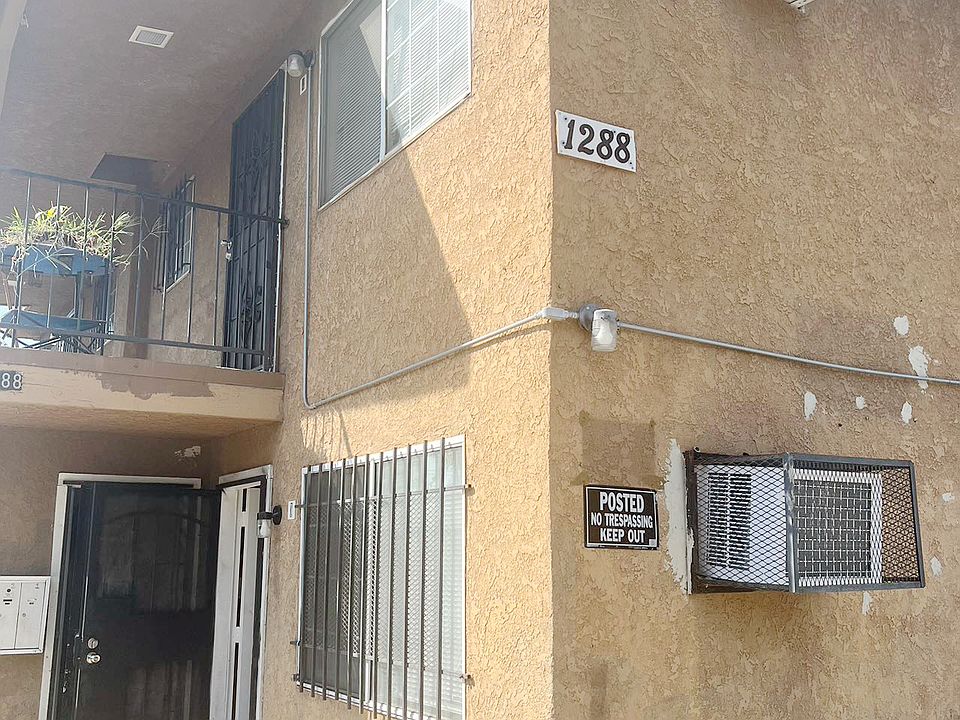 1st image of 1288 N Acacia Ave #1