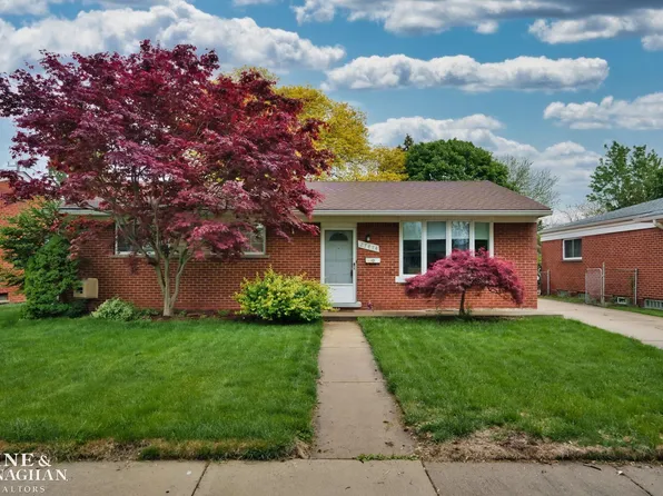 27474 Norma Dr, Warren, MI 48093