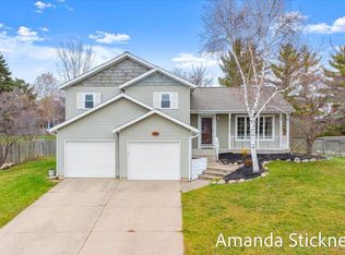 4910 Weatherstone Ln SE, Kentwood, MI 49508