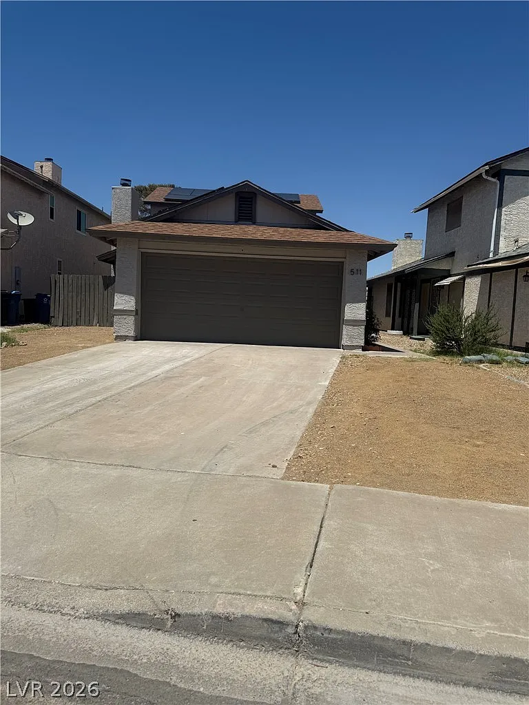 4 bed, 2.0 bath, 1415 sqft, $2,150 — Photo 1