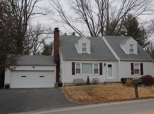 92 Moorefield Rd, Springfield, OH 45502