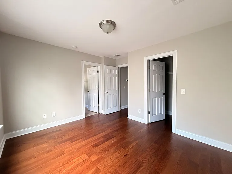 4217 Scharite St — Photo 9