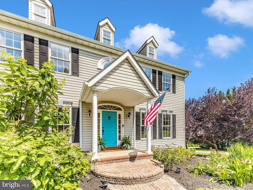 セット Яabima ✝︎ 7307 Abraham Ct, Newport News, VA 23605 | Zillow