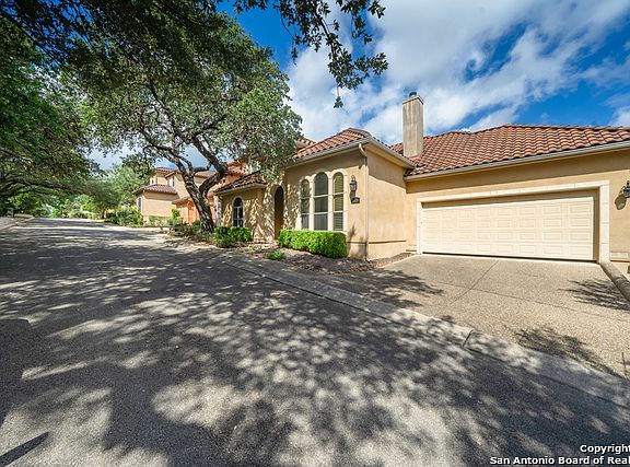 2nd image of 3419 Monterrey Oak