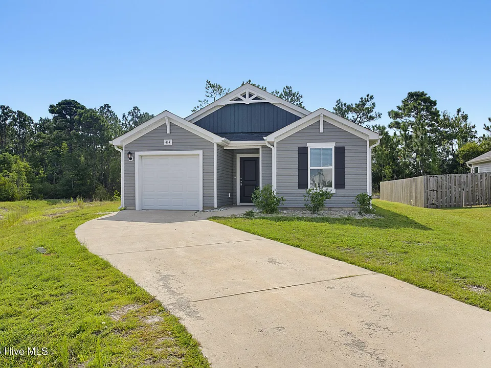 414 Hope Ln