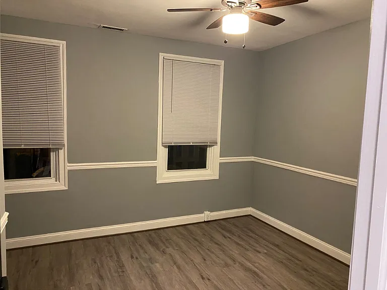 529 S Longwood St — Photo 13