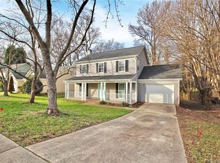 5509 Southminster Ln, Charlotte, NC 28216