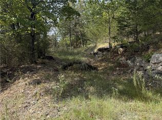 16 Oak Point Ln #3, Eureka Springs, AR 72631