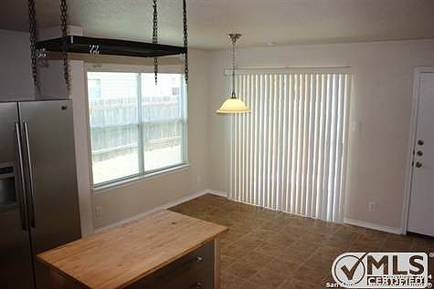 5th image of 6611 Rosewood Crst