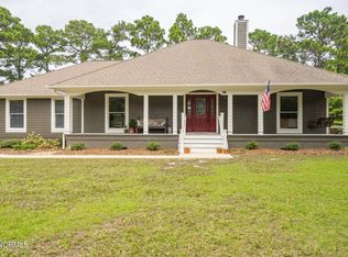 201 Gemini Ct, Cape Carteret, NC 28584