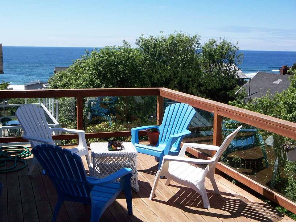 Ocean view deck