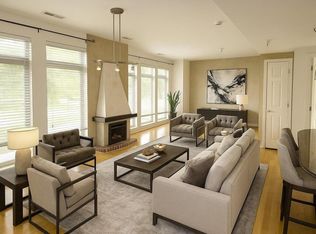 Hilldale Row, Madison, WI 53705