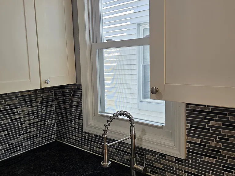275 Ellis Ave #3 — Photo 9