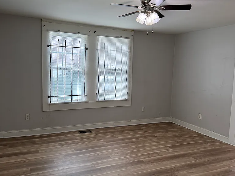 835 North Ave NW — Photo 15