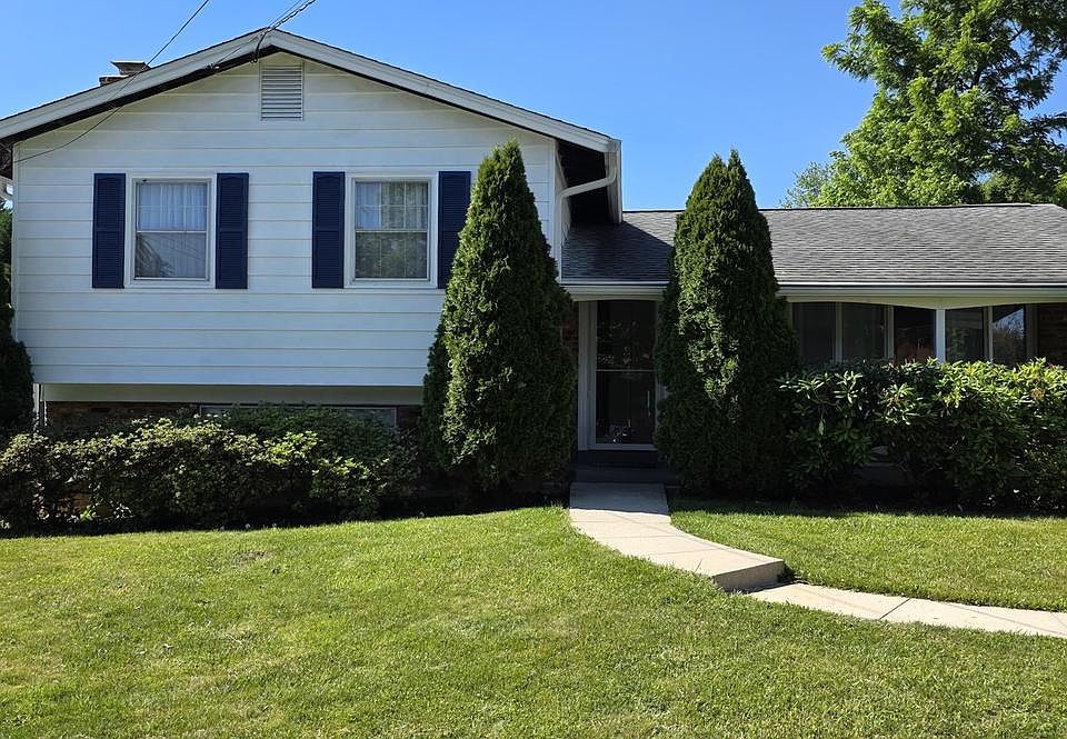 1st image of 13607 Grenoble Dr