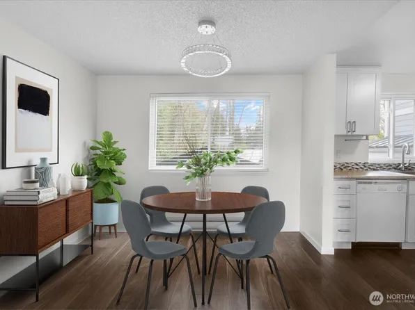 15910 3rd Place SW #B, Burien, WA 98166