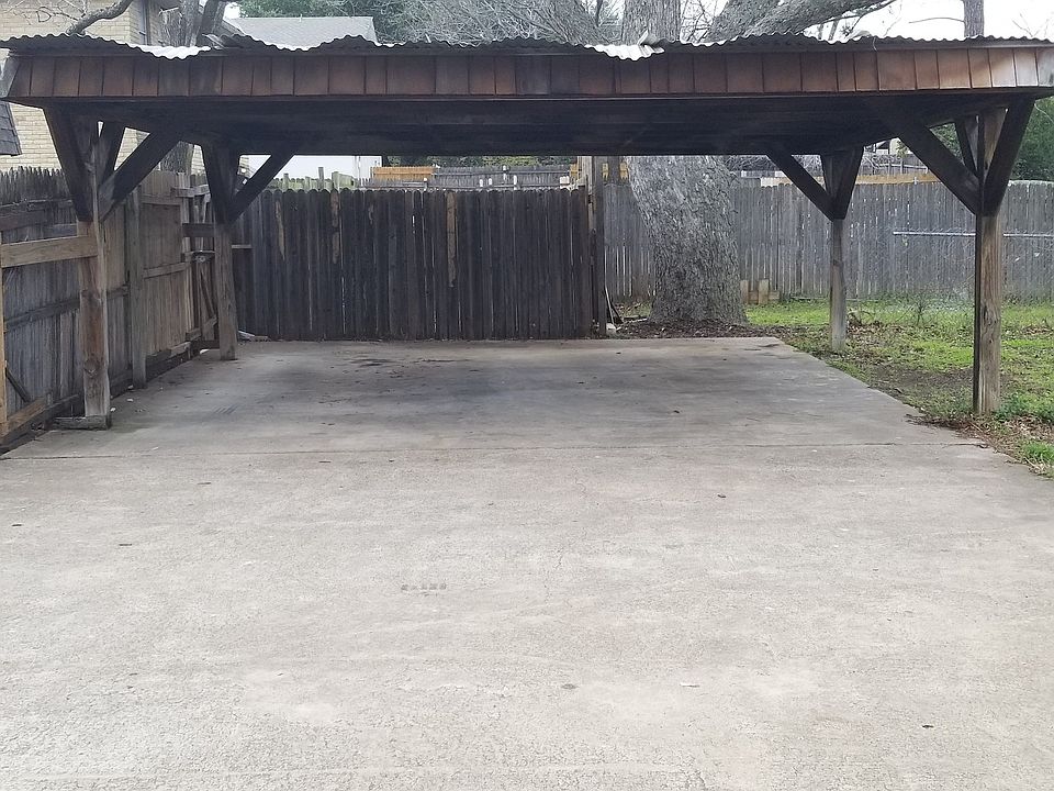2nd image of 1911 Nolen Ct #B