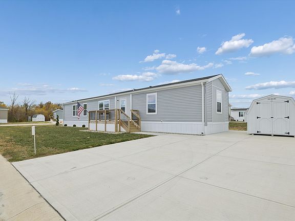 Exterior Image-2-Clayton C237 Camelot Village