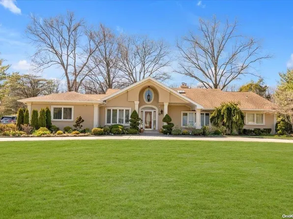 8 Linden Lane, Old Westbury, NY 11568