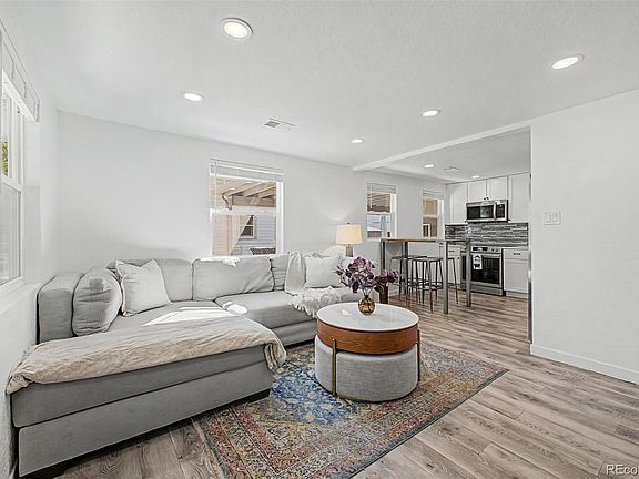 3rd image of 6970 Reno Drive