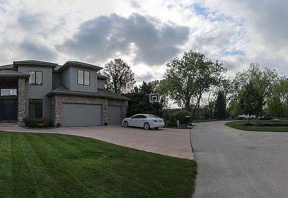 3rd image of 33 Ginger Woods Cir