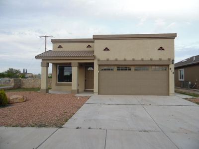 818 Villas Del Sol Rd, Socorro, TX, 79927