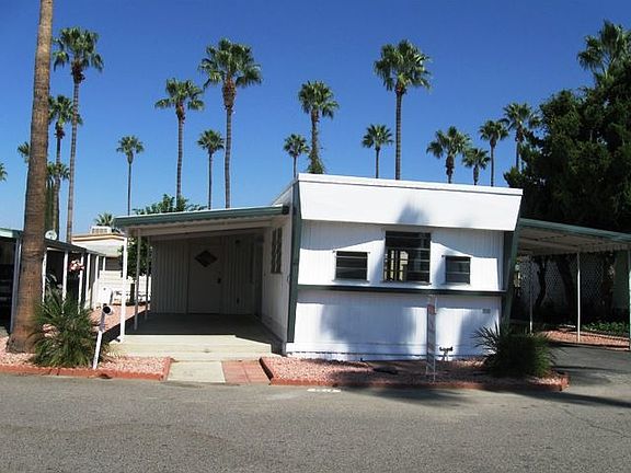 3rd image of 1600 S San Jacinto Ave Spc 53