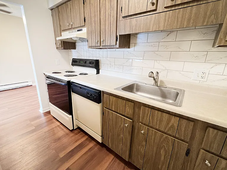 Concord Woods Apartments — Photo 63