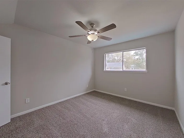 20206 Lake Sherwood Dr — Photo 11