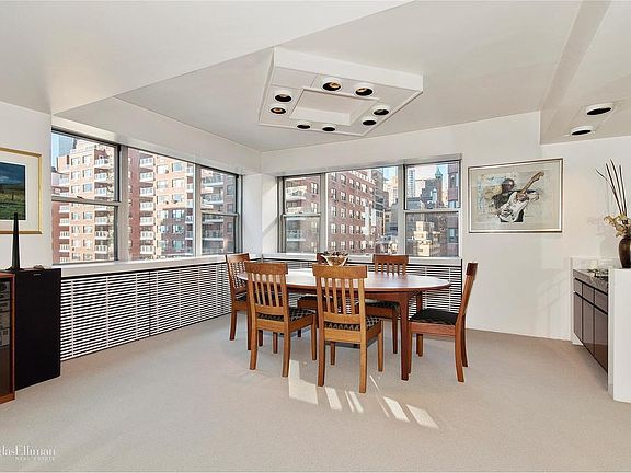 3rd image of 25 Sutton Pl S APT 12P