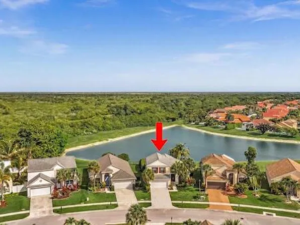 22492 Middletown Dr, Boca Raton, FL 33428