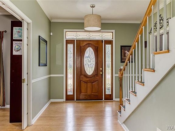 4th image of 1678 Teal Cir