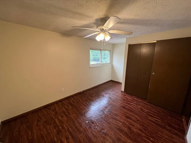 5215 Cline Rd #H — Photo 7