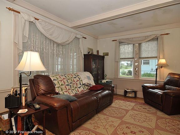 5th image of 162 Blackamore Ave