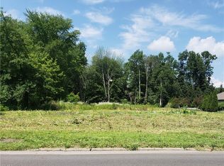 803 S Raccoon Rd, Youngstown, OH 44515