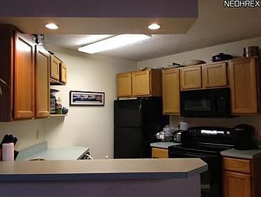 4th image of 1303 Red Tail Hawk Ct Unit 3