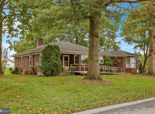 161 E Queen St, Jonestown, PA 17038