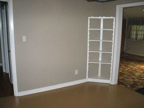 4th image of 5908 Dallas Ave