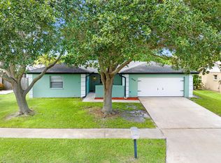 1894 S Player Cir, Melbourne, FL 32935